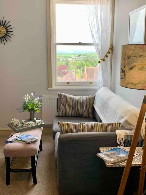 The Nest, Central Ludlow One Bed Apartment Eksteriør billede